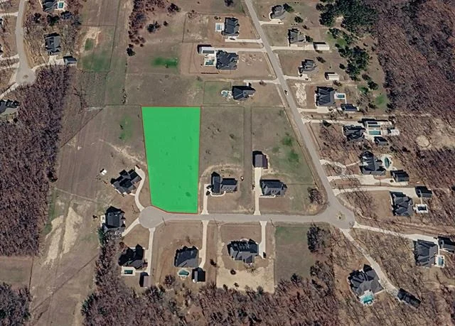 Unit for sale at 760 Glade Park Court, Azle, TX 76020