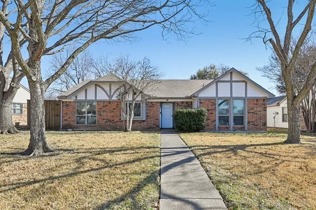 Unit for sale at 1318 Oak Run Drive, Duncanville, TX 75137