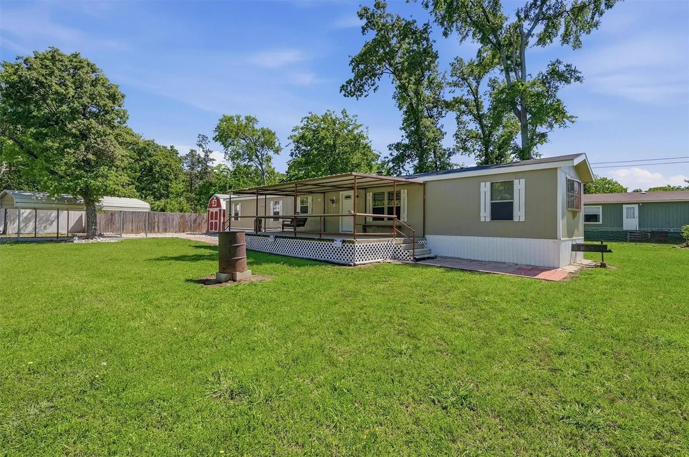 Unit for sale at 46 George A Green Drive, Gordonville, TX 76245