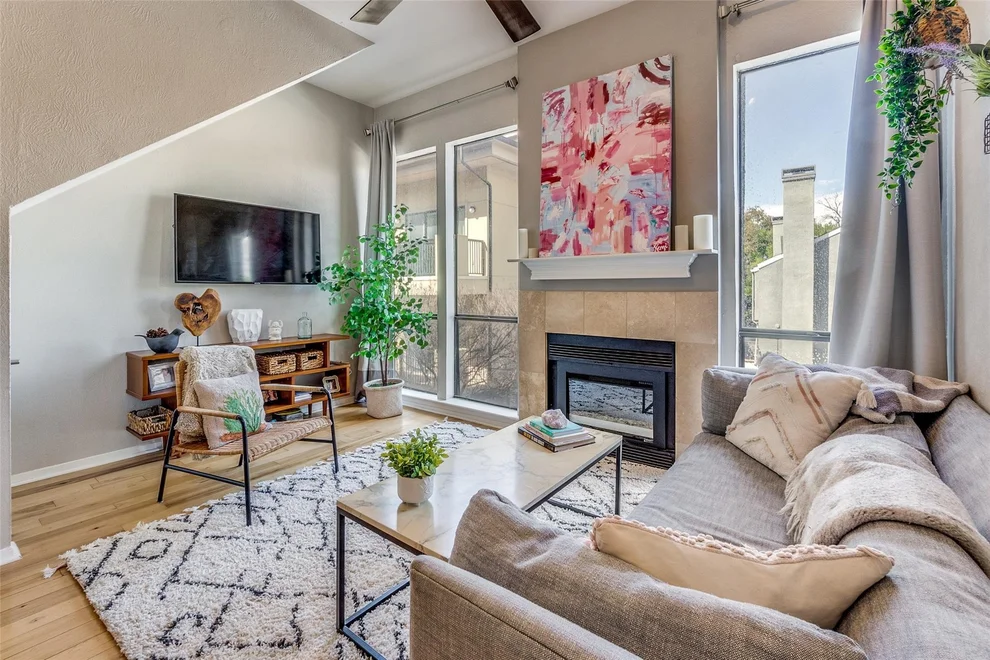 Unit for sale at 3907 Throckmorton Street, Dallas, TX 75219