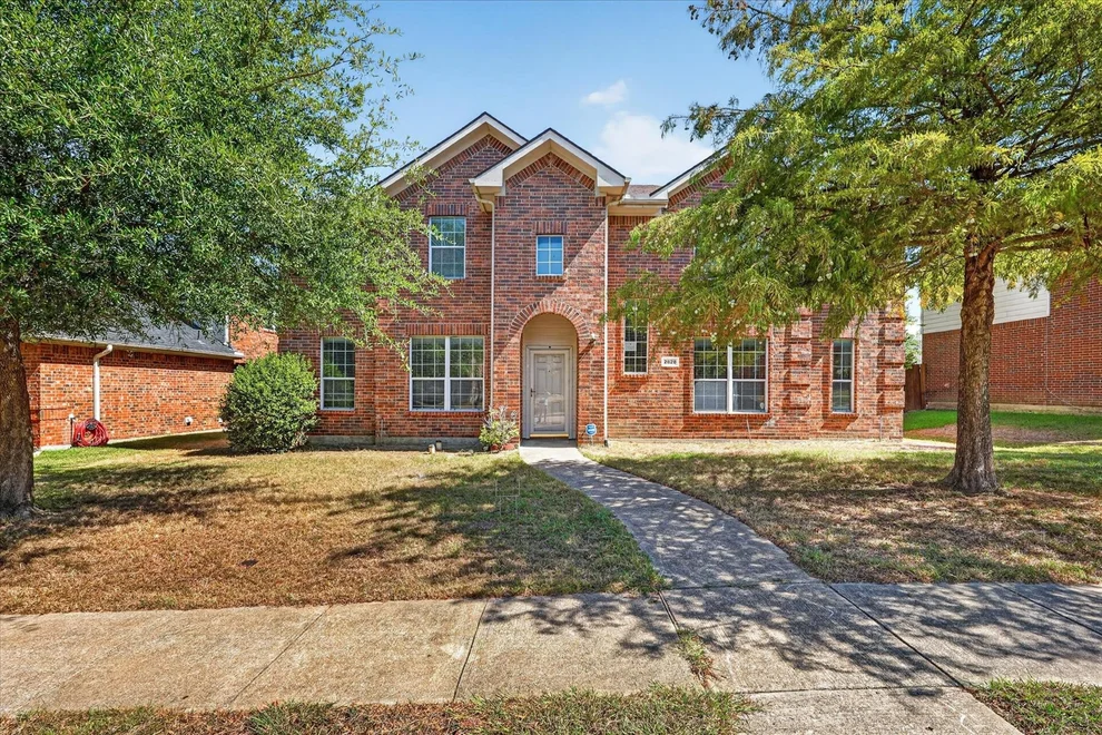 Unit for sale at 2828 Clear Creek Drive, Rockwall, TX 75032