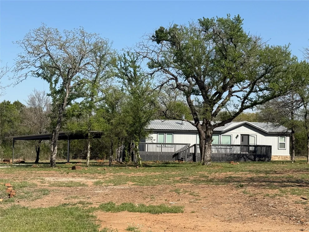 Unit for sale at 277 Oaks Crossing, Mineral Wells, TX 76067