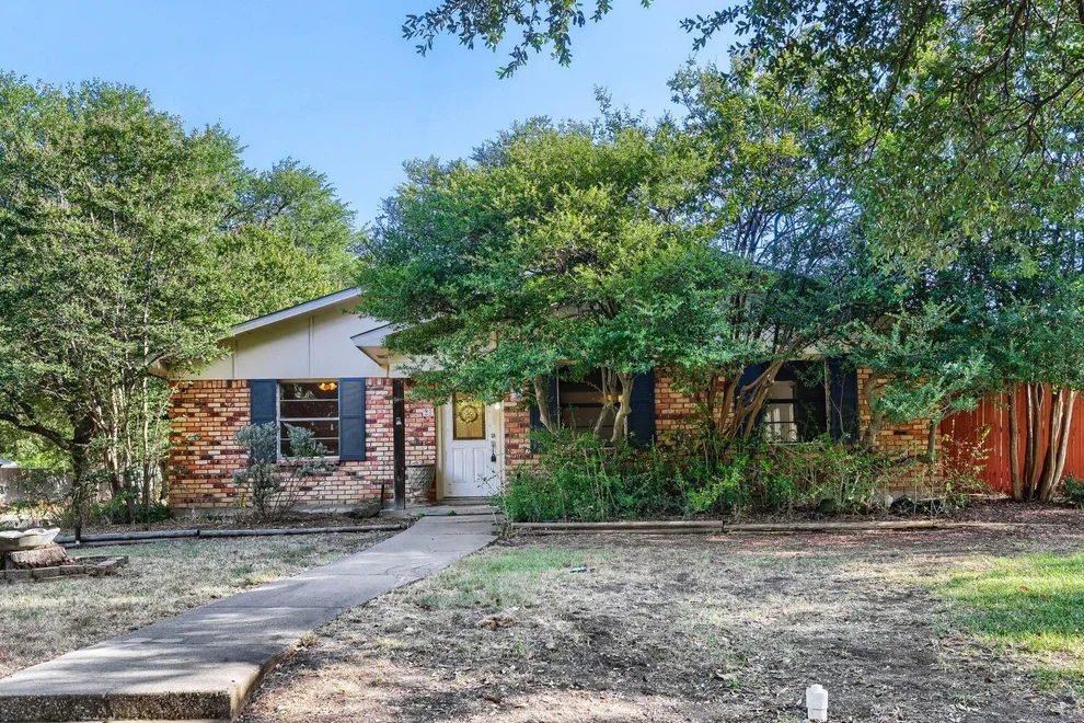 Unit for sale at 1309 Whitehall Drive, Plano, TX 75023