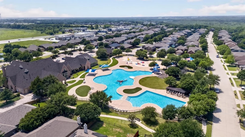 Unit for sale at 921 Bowie Drive, Lavon, TX 75166