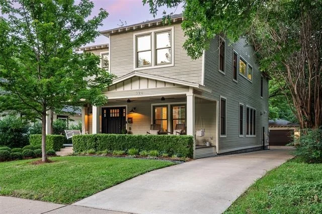 Unit for sale at 326 S Edgefield Avenue, Dallas, TX 75208