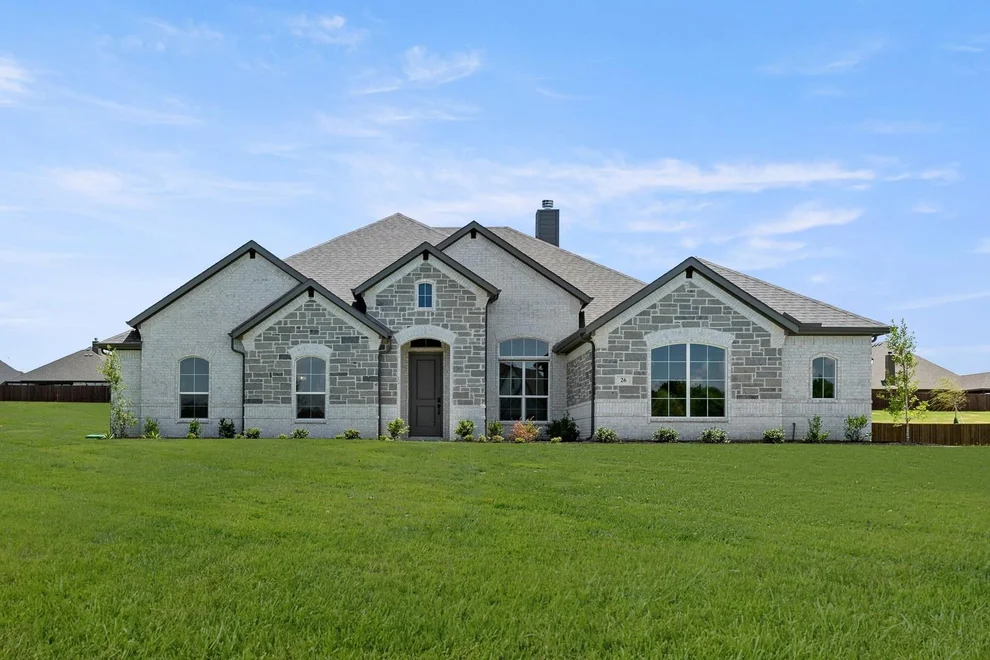 Unit for sale at 26 Old Crow Road, Joshua, TX 76058