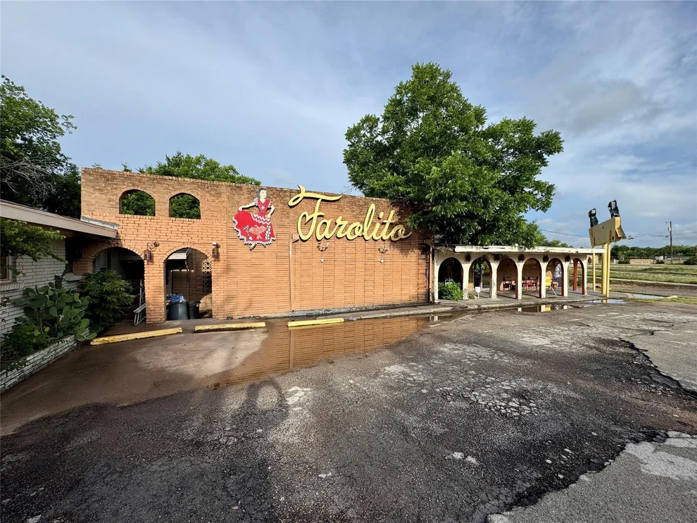 Unit for sale at 209 Cottonwood Street, Abilene, TX 79601