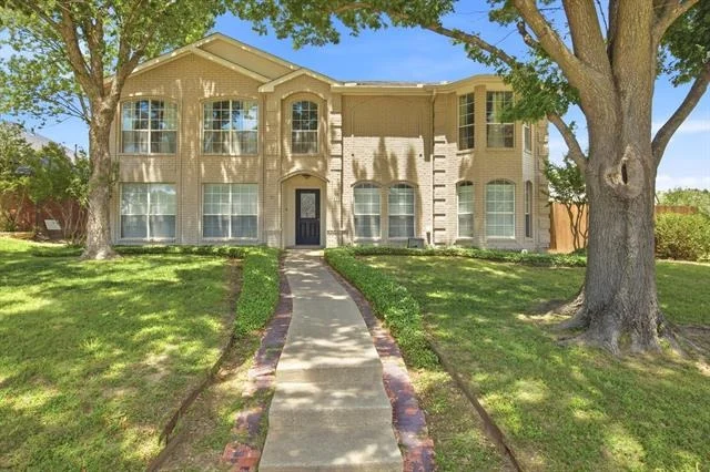Unit for sale at 825 Forest Edge Lane, Wylie, TX 75098