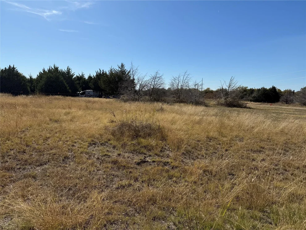 Unit for sale at 157 W Wood Dell, Glenn Heights, TX 75154