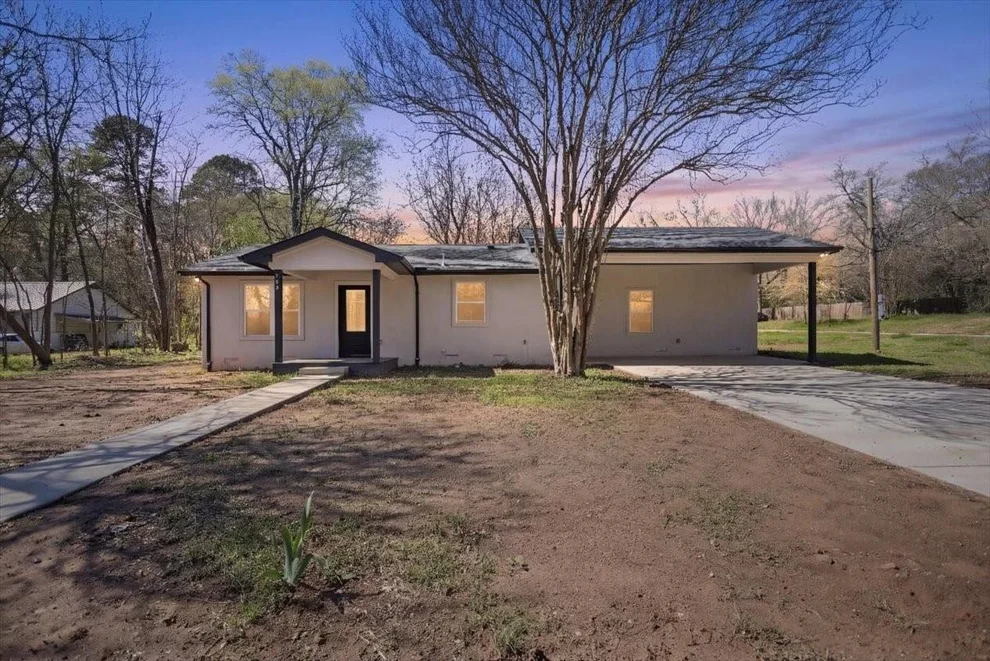 Unit for sale at 702 S Montgomery Street, Gilmer, TX 75644