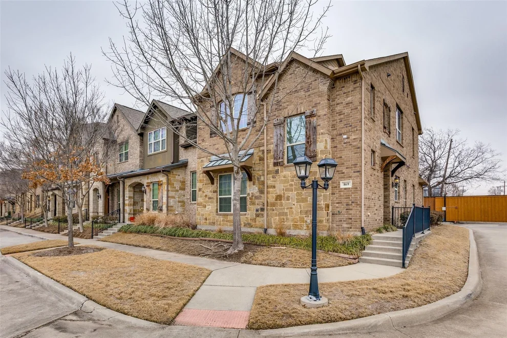 Unit for sale at 869 Rohan Drive, Richardson, TX 75081