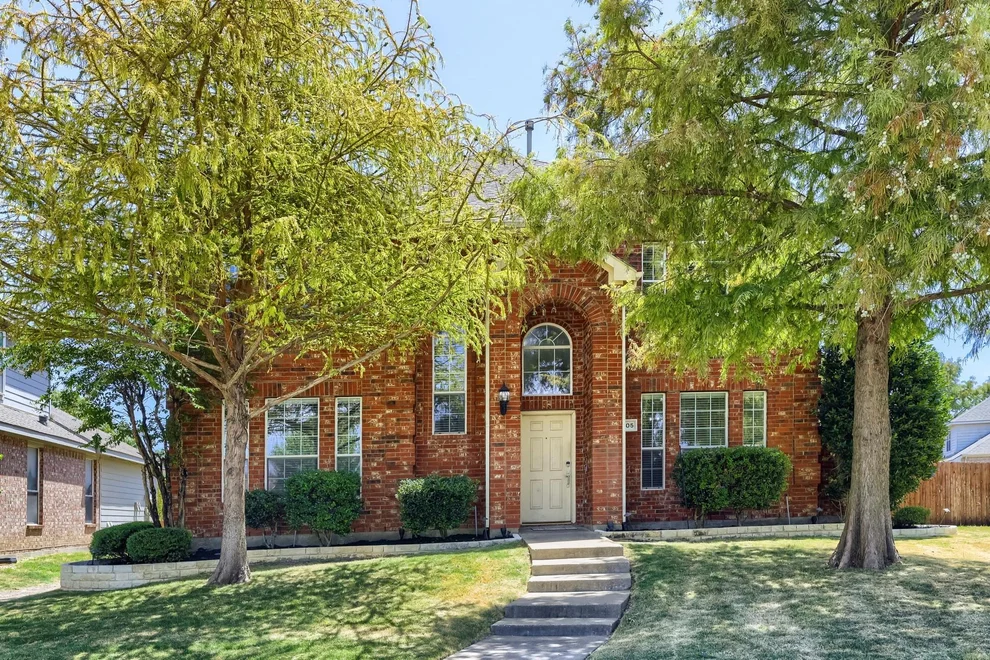 Unit for sale at 5905 Big Pine Drive, McKinney, TX 75070