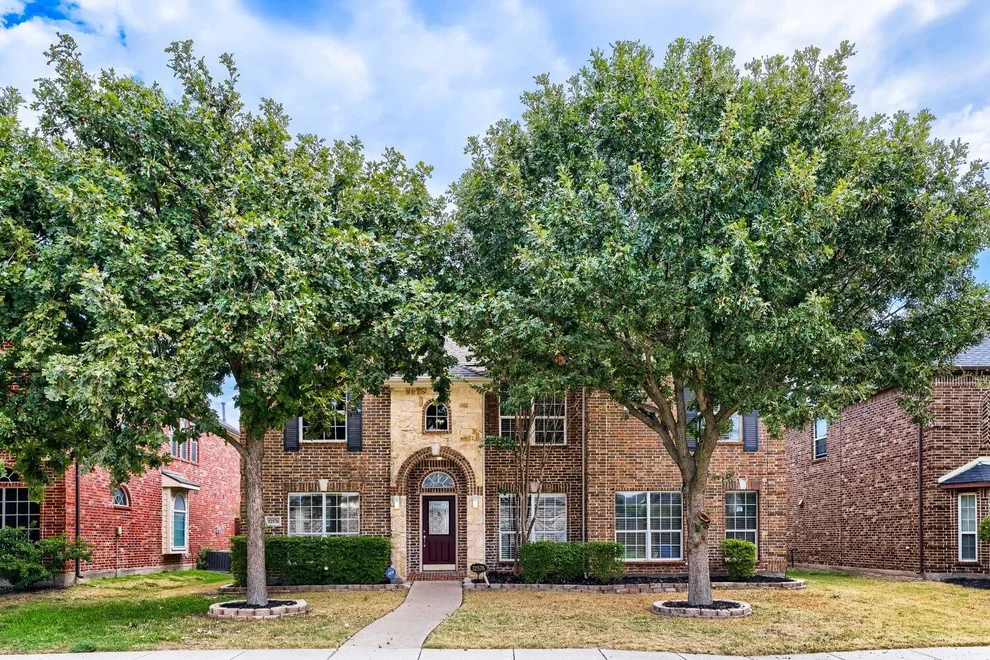 Unit for sale at 12576 Pond Cypress Lane, Frisco, TX 75035