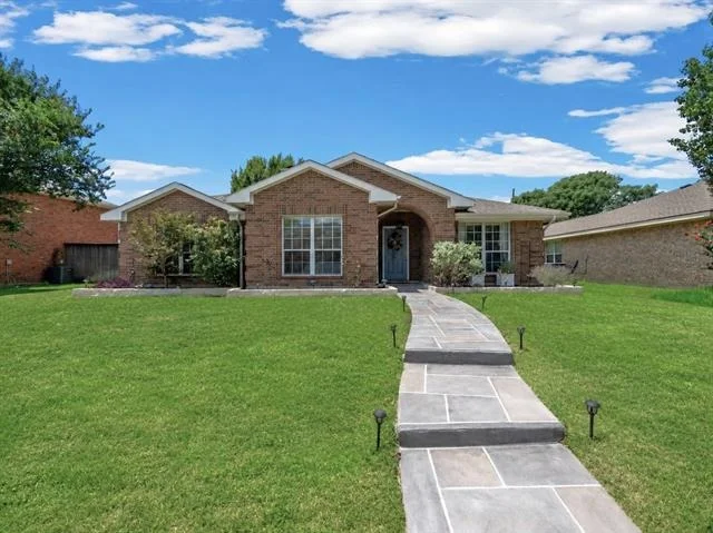 Unit for sale at 204 Arbor Ridge Drive, Allen, TX 75002