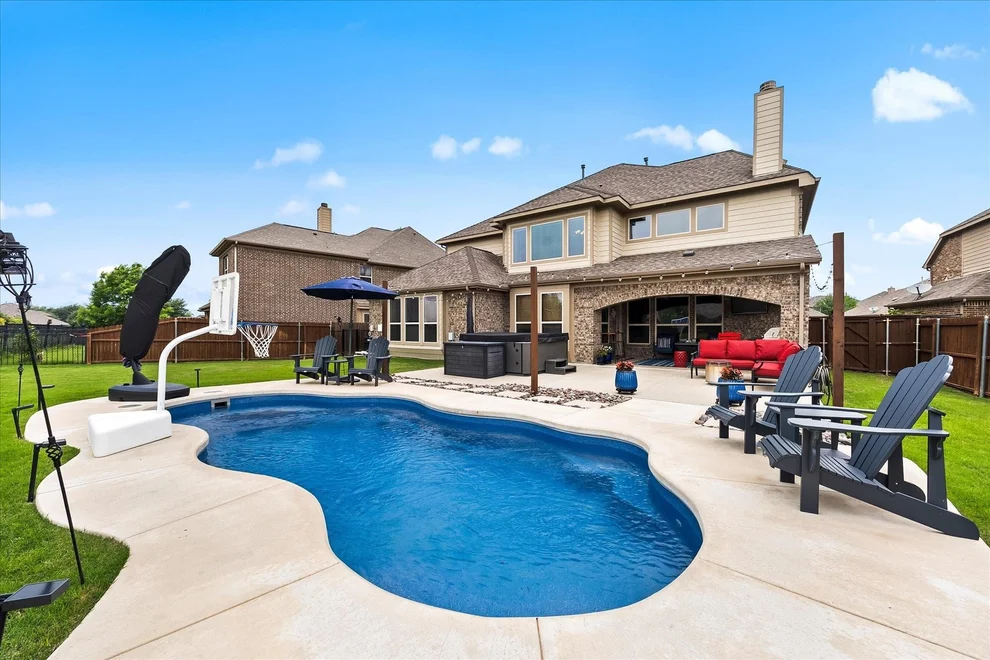 Unit for sale at 1056 Knoxbridge Road, Forney, TX 75126