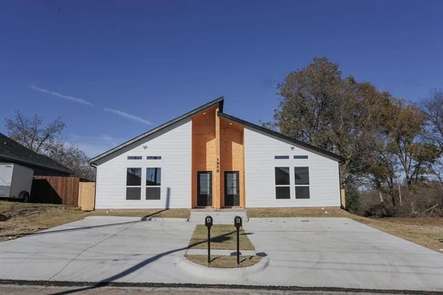 Unit for sale at 1918 Church Street, Greenville, TX 75401