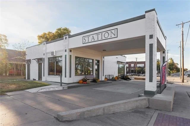 Unit for sale at 1017 Austin Avenue, Brownwood, TX 76801
