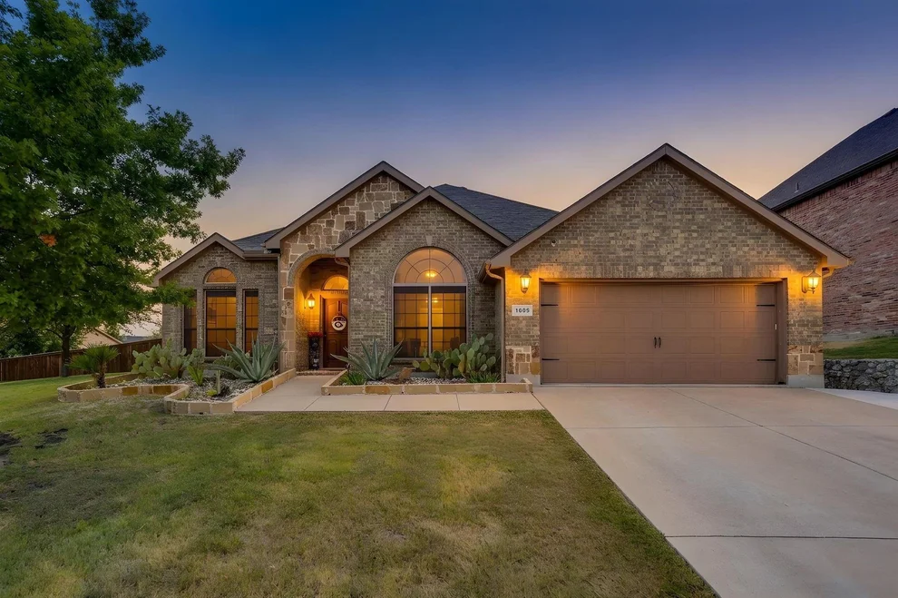 Unit for sale at 1609 Serenity Lane, Weatherford, TX 76087