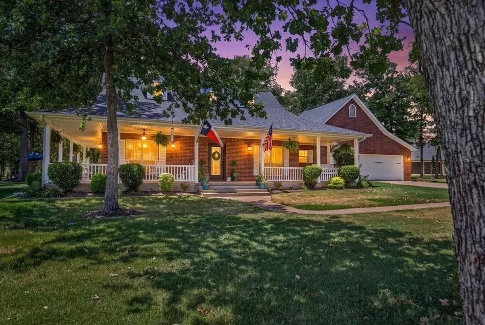 Unit for sale at 233 Saint Andrews Drive E, Mabank, TX 75156