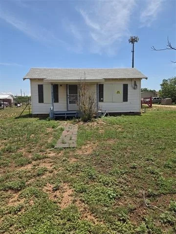 Unit for sale at 2304 Avenue I, Snyder, TX 79549