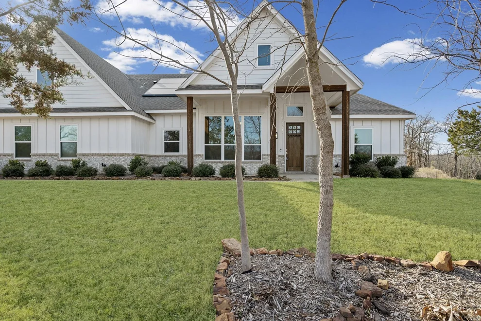 Unit for sale at 1045 Churchill Lane, Millsap, TX 76066