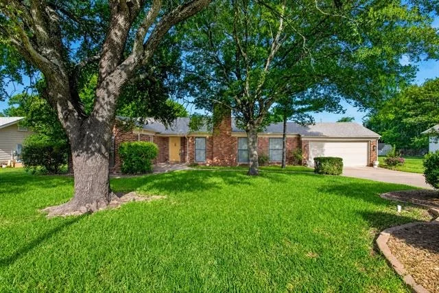 Unit for sale at 202 S Tower Street, Weatherford, TX 76086