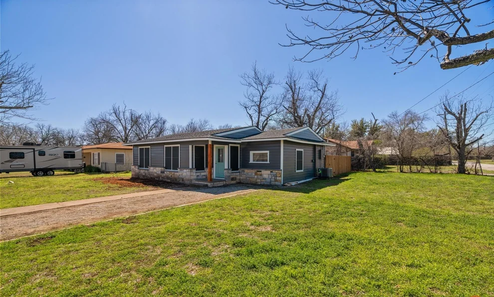 Unit for sale at 2001 6th Street, Brownwood, TX 76801