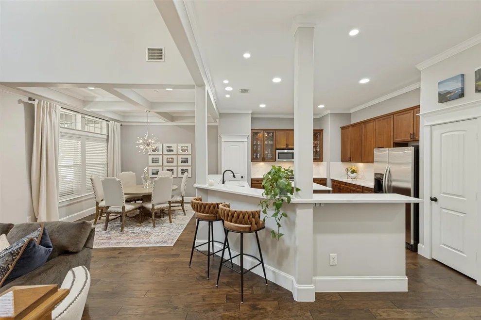 Unit for sale at 1600 Abrams Road, Dallas, TX 75214