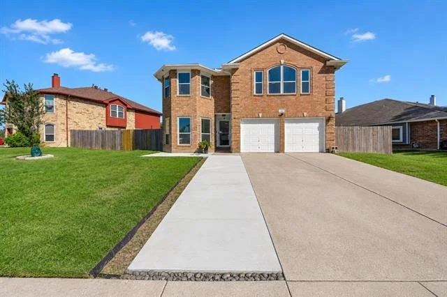 Unit for sale at 1253 Topeka Drive, Saginaw, TX 76131