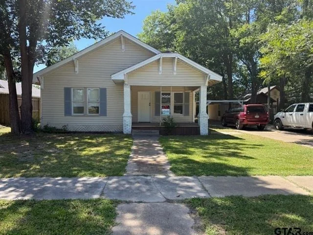 Unit for sale at 509 N Pacific Street, Mineola, TX 75773