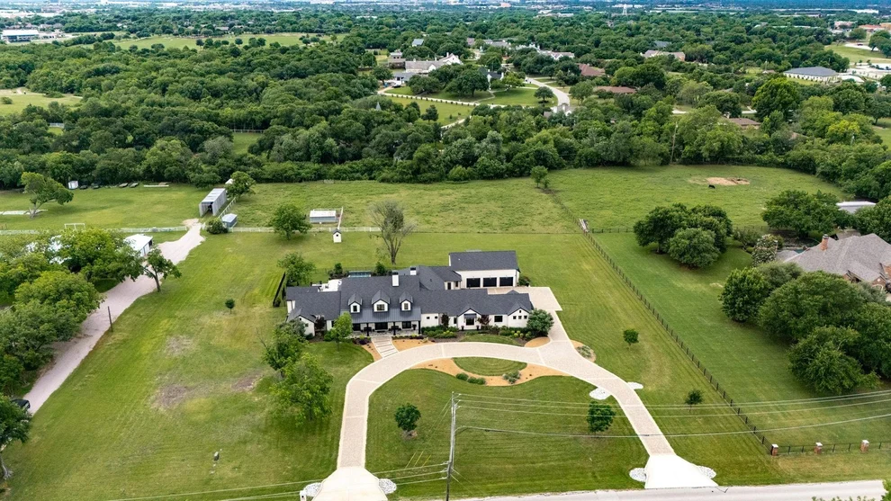 Unit for sale at 7851 Meadow Hill Drive, Frisco, TX 75033