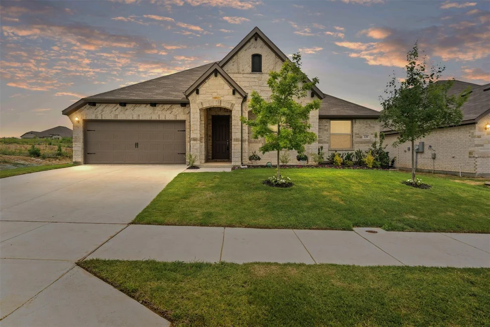 Unit for sale at 220 Shepards Street, Godley, TX 76044