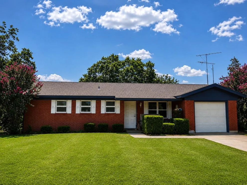 Unit for sale at 156 George Scott Street, Cross Plains, TX 76443