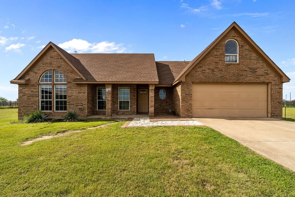 Unit for sale at 115 Blue Castle Court, Weatherford, TX 76088