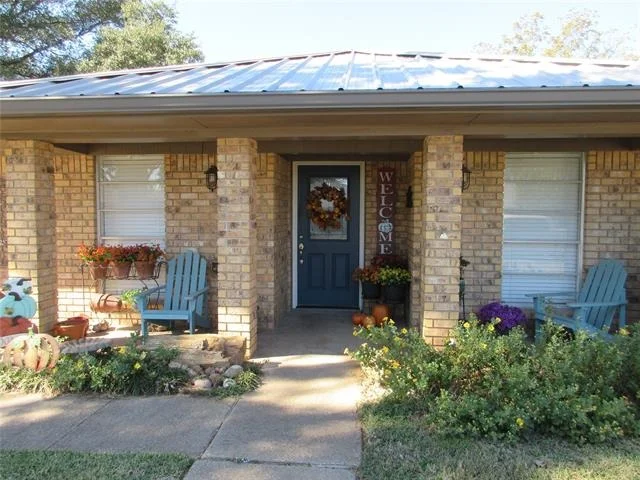 Unit for sale at 1409 Lorene Lane, Marlin, TX 76661