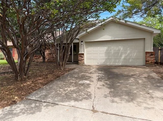 Unit for sale at 5736 Sea Breeze Lane, Fort Worth, TX 76135