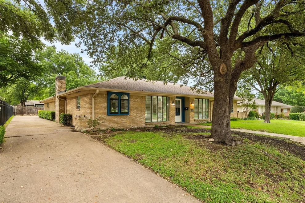 Unit for sale at 3502 Winnetka Street, Garland, TX 75043