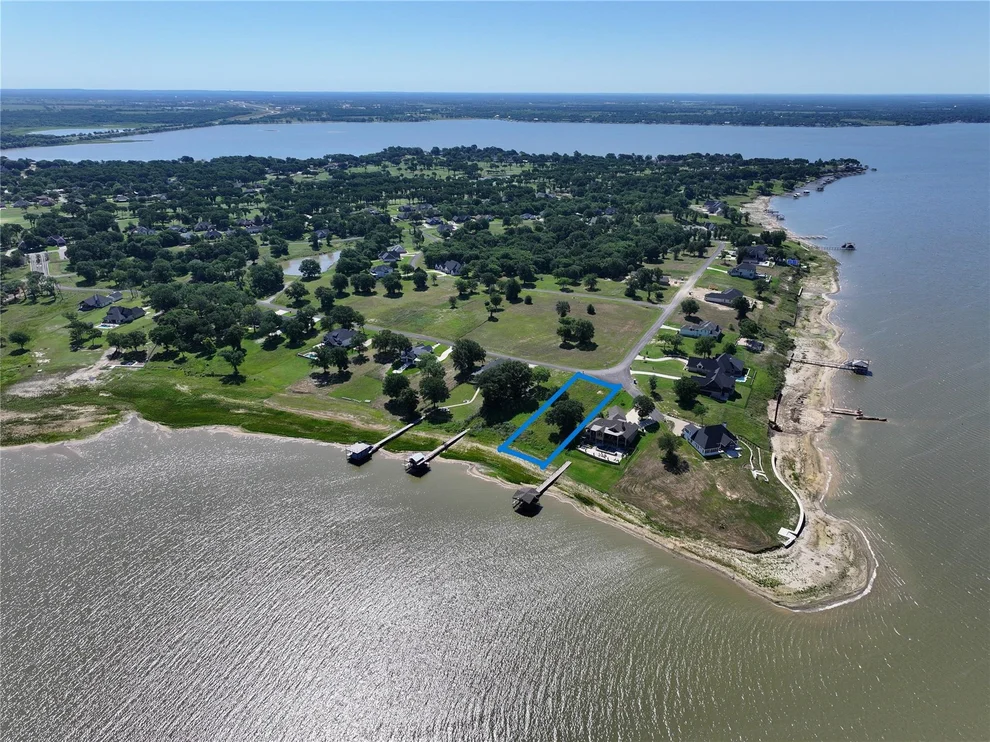 Unit for sale at 1540 Shoreline Drive, Mabank, TX 75143