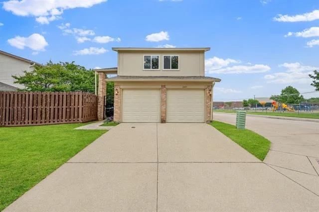 Unit for sale at 2671 Via Del Mar, Carrollton, TX 75006