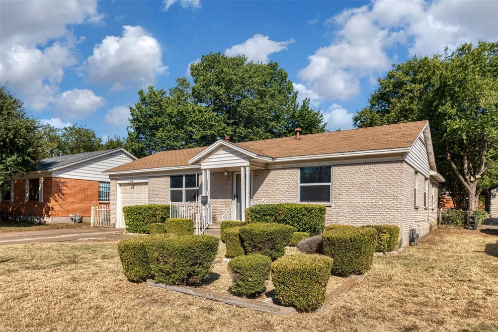 Unit for sale at 1017 E Spurgeon Street, Fort Worth, TX 76115