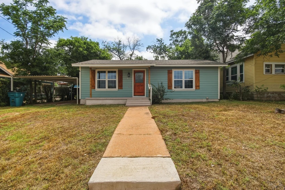 Unit for sale at 911 S Commercial Avenue, Coleman, TX 76834