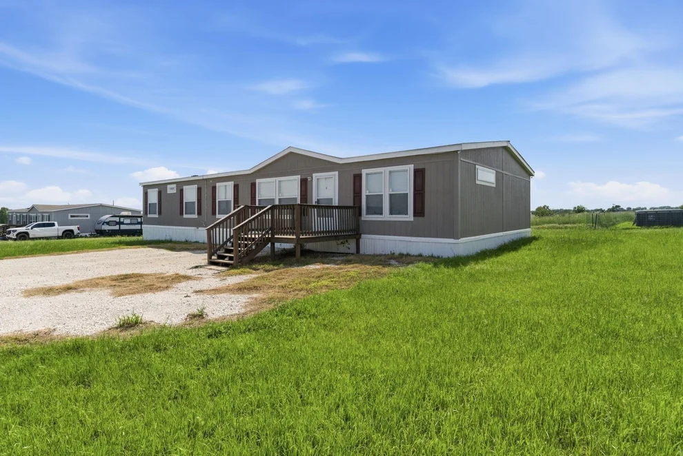 Unit for sale at 303 Mesa Ridge, Decatur, TX 76234
