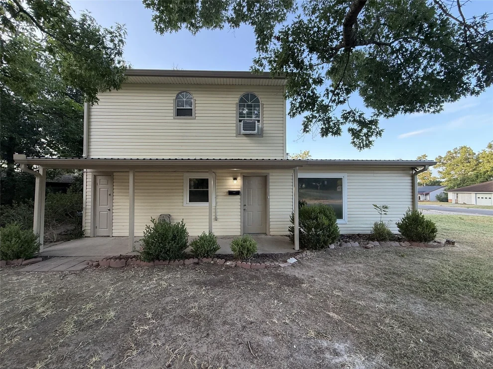 Unit for sale at 1405 Highland Avenue, Rockdale, TX 76567