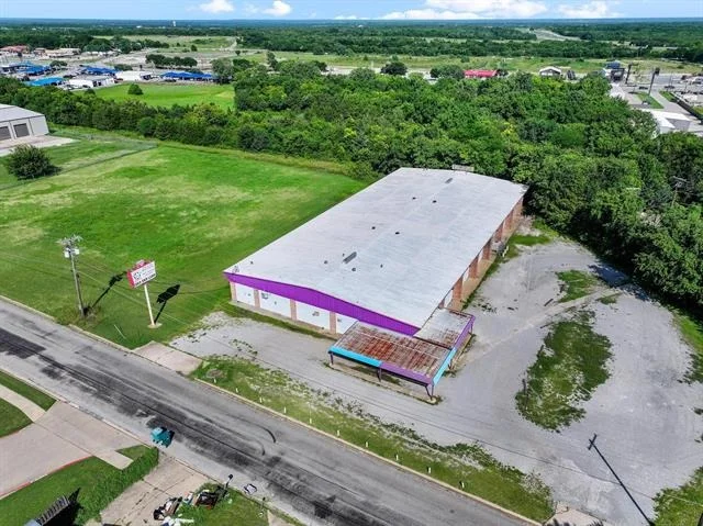 Unit for sale at 3100 Versaille Drive, Sherman, TX 75090