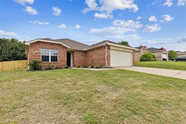 Unit for sale at 845 Beaver Creek Drive, Burleson, TX 76028