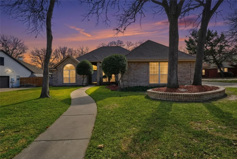 Unit for sale at 1312 Crows Nest Court, Azle, TX 76020