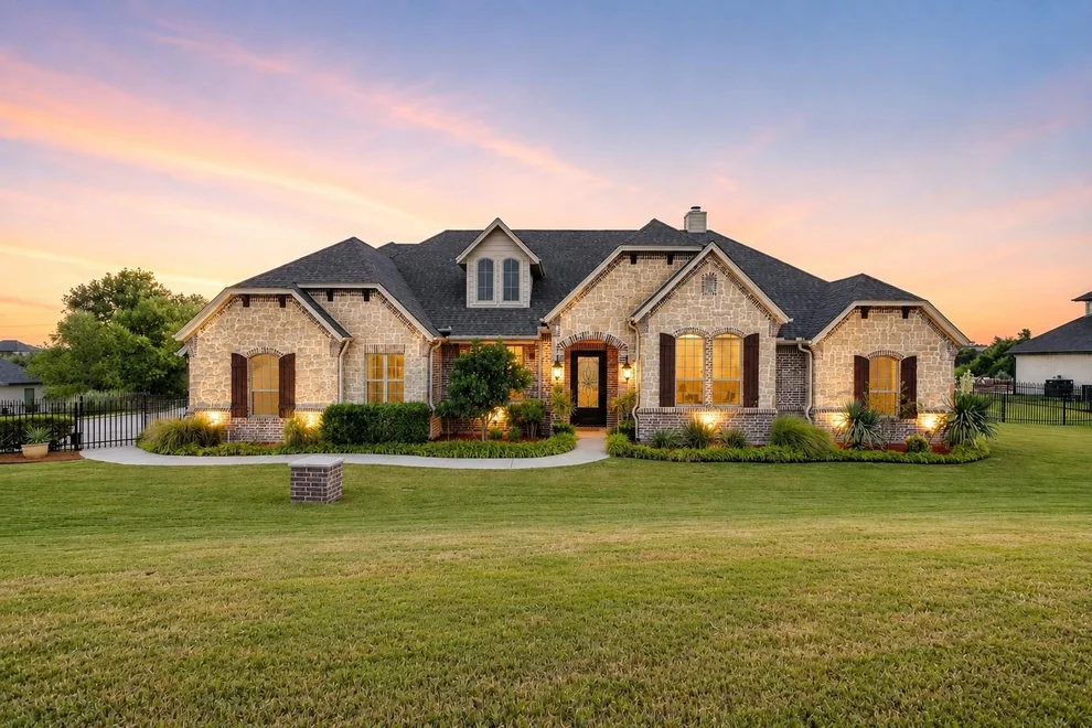 Unit for sale at 12408 Bella Vineyard Drive, Fort Worth, TX 76126