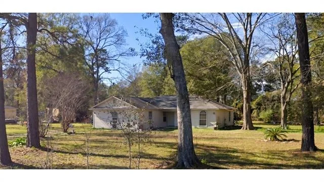 Unit for sale at 12400 Cole Drive, Cleveland, TX 77328