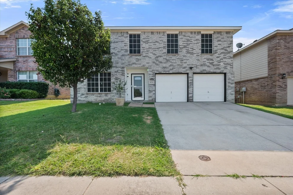 Unit for sale at 9732 Bragg Road, Fort Worth, TX 76177