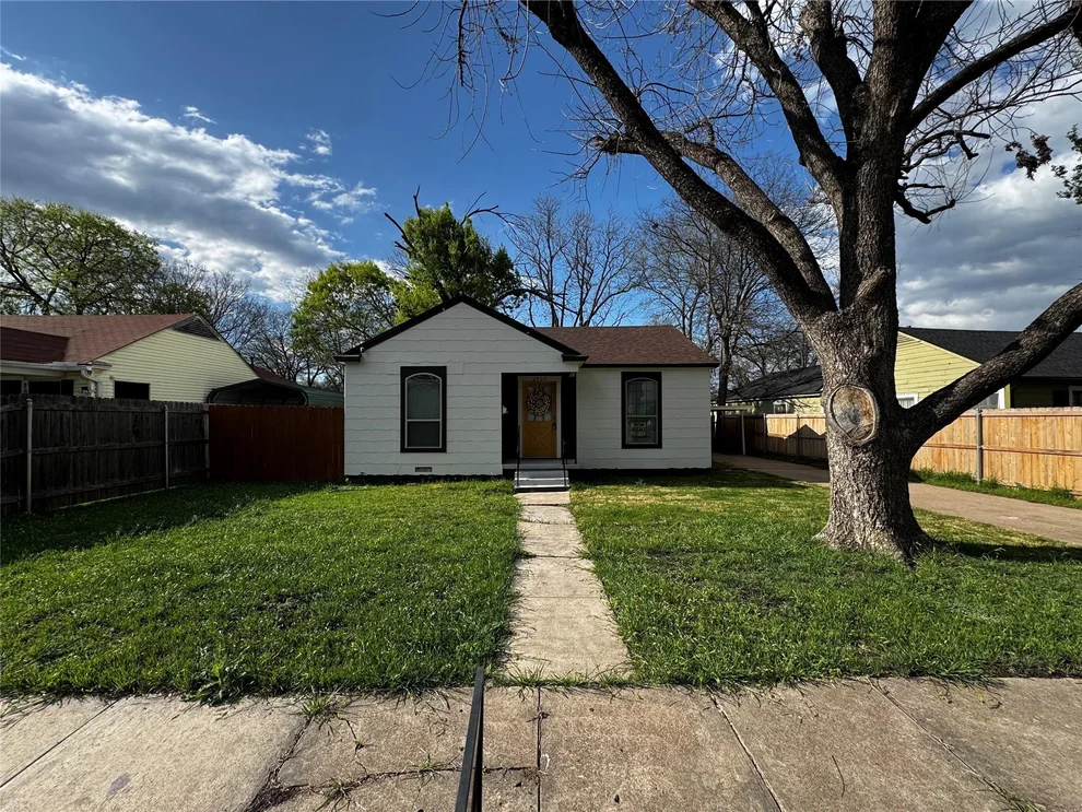 Unit for sale at 2909 Alexander Avenue, Waco, TX 76708